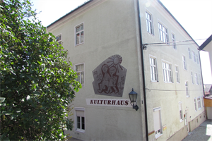 Kulturhaus Aigen mit Vogelmuseum